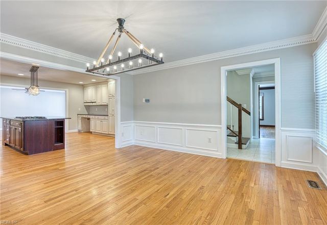 32 Little Florida RD, Poquoson, VA 23662