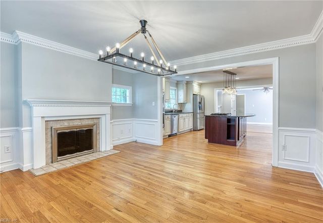 32 Little Florida RD, Poquoson, VA 23662