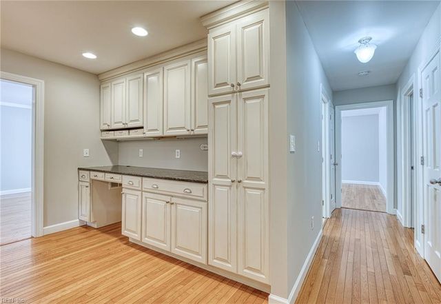 32 Little Florida RD, Poquoson, VA 23662