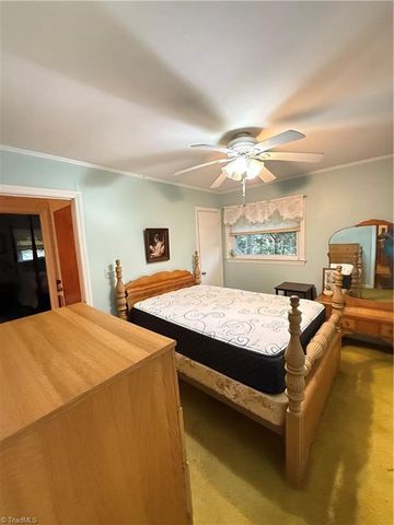 226 Sheffield Avenue, Randleman, NC 27317