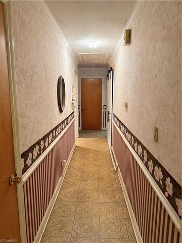 226 Sheffield Avenue, Randleman, NC 27317