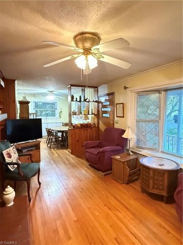 226 Sheffield Avenue, Randleman, NC 27317