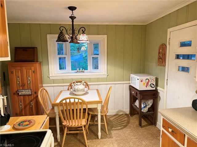 226 Sheffield Avenue, Randleman, NC 27317