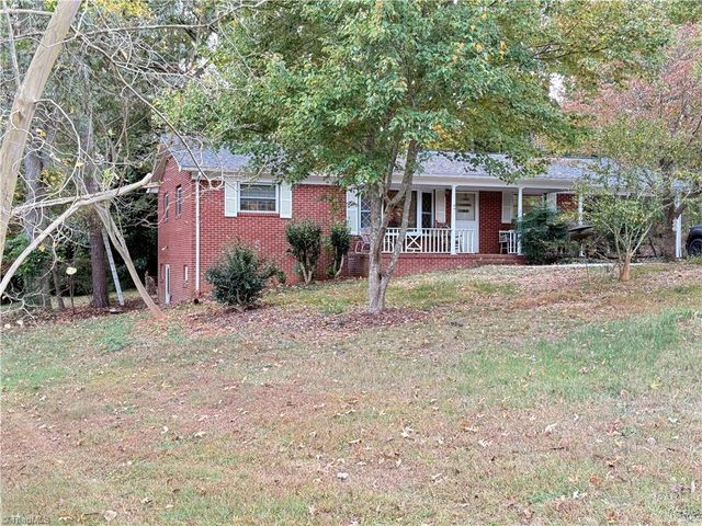 226 Sheffield Avenue, Randleman, NC 27317