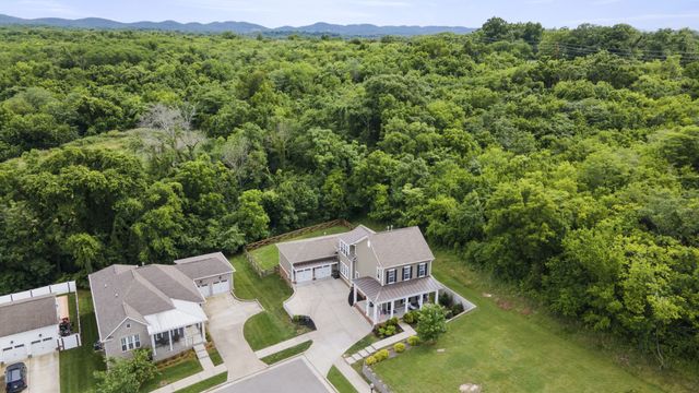 607 Quiet Cir, Nolensville, TN 37135