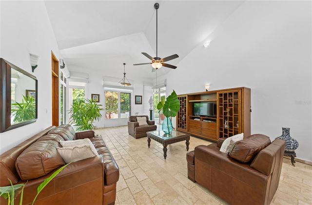 6 CAMINO LAS PICUAS, Rio Grande, PR 00745