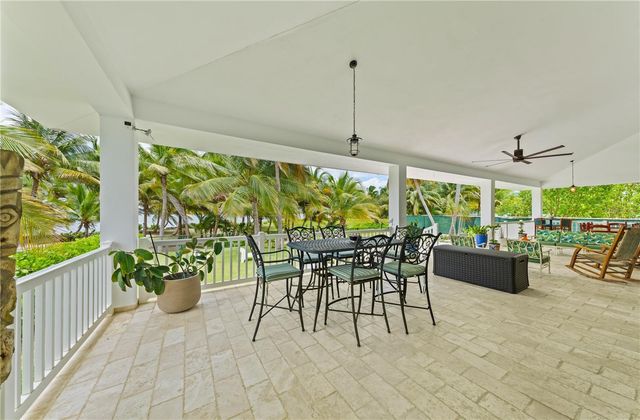 6 CAMINO LAS PICUAS, Rio Grande, PR 00745