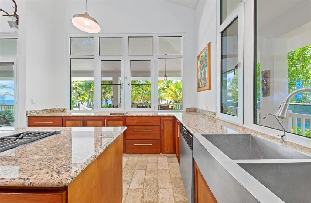 Image 13 of property listing at 6 CAMINO LAS PICUAS, Rio Grande, PR 00745