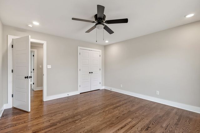 698 Mike Muncey Rd, Mcminnville, TN 37110