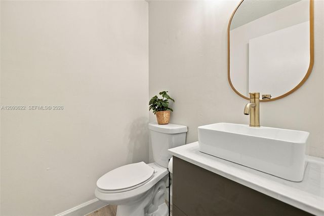 8531 NW 139th Terrace 1406, Miami Lakes, FL 33016