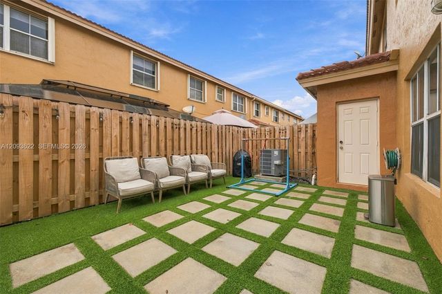 8531 NW 139th Terrace 1406, Miami Lakes, FL 33016