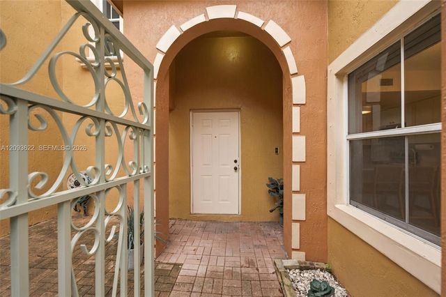 8531 NW 139th Terrace 1406, Miami Lakes, FL 33016