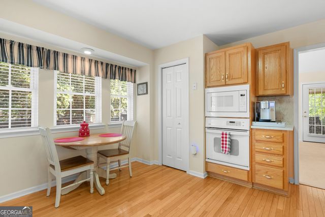 305 Point Place Drive, Westminster, SC 29693