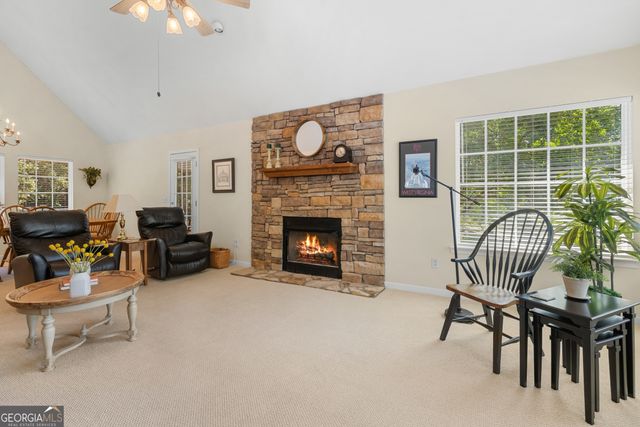 305 Point Place Drive, Westminster, SC 29693