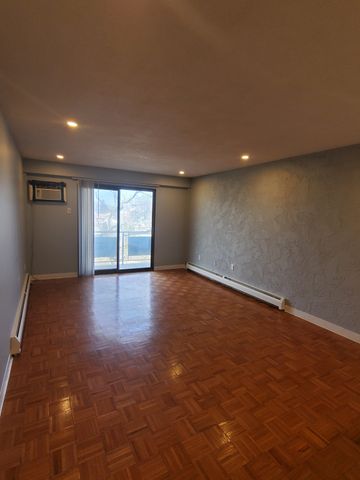 585 Revere Beach Parkway 310, Revere, MA 02151