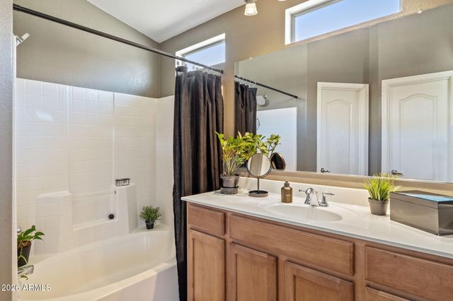 2725 E MINE CREEK Road 2056, Phoenix, AZ 85024