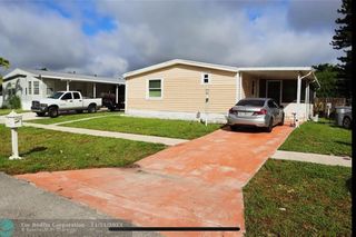 10557 S 228th Ln, Boca Raton, FL 33428