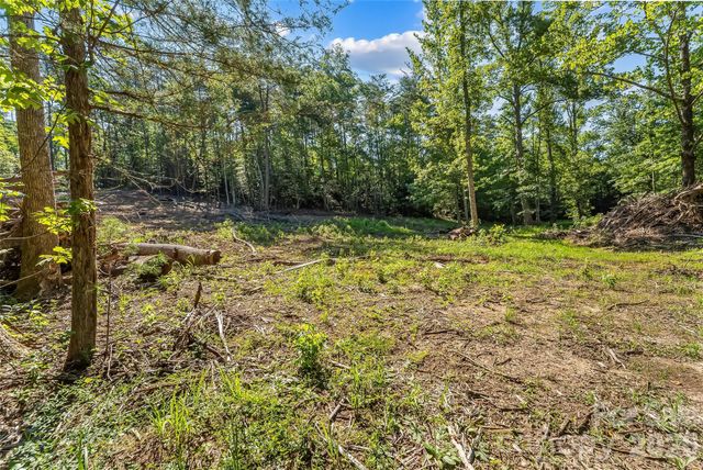 2815 Playmore Beach Road, Morganton, NC 28655