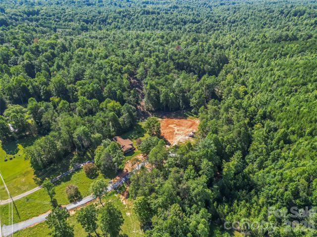 2815 Playmore Beach Road, Morganton, NC 28655
