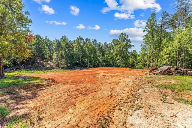 2815 Playmore Beach Road, Morganton, NC 28655