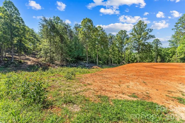 2815 Playmore Beach Road, Morganton, NC 28655