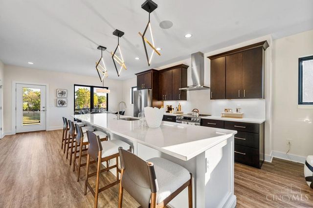 6242 Station Court Drive, Cincinnati, OH 45224