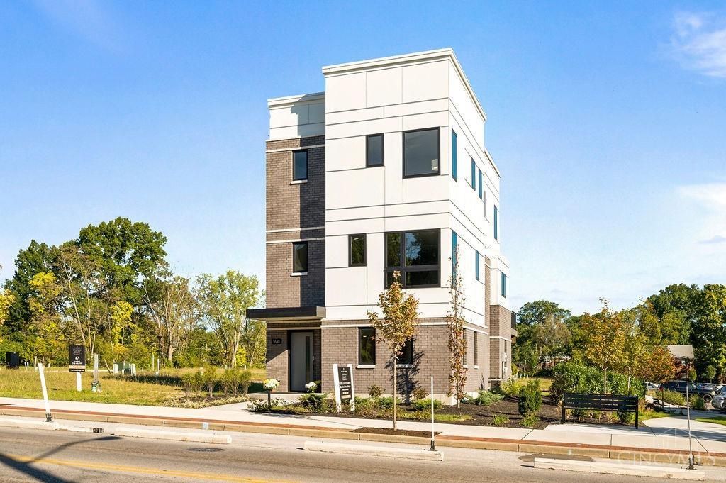 6242 Station Court Drive, Cincinnati, OH 45224