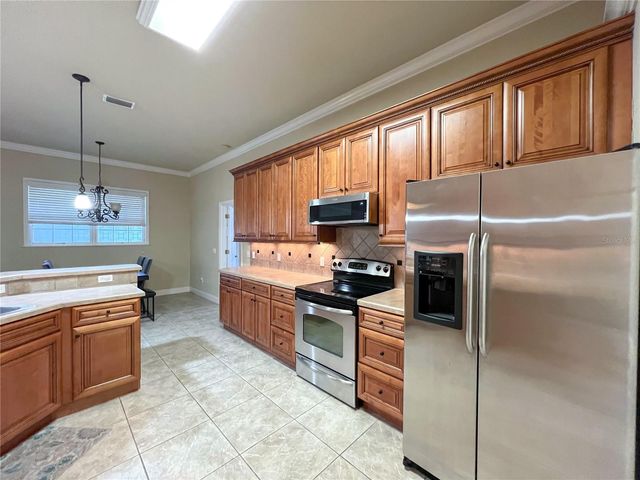 9048 SW 76TH AVENUE, Gainesville, FL 32608