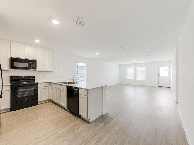 6744 Teal Circle, Princeton, TX 75407
