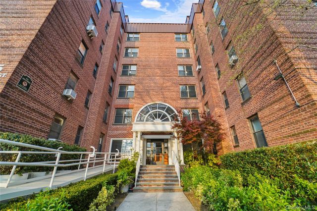 2165 Brigham Street 2F, Brooklyn, NY 11229