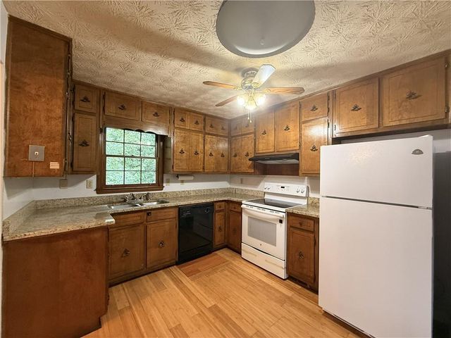 4341 Five Forks Trickum Road SW, Lilburn, GA 30047