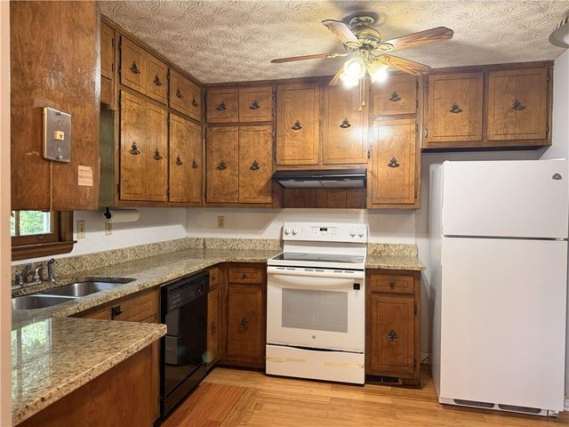 4341 Five Forks Trickum Road SW, Lilburn, GA 30047
