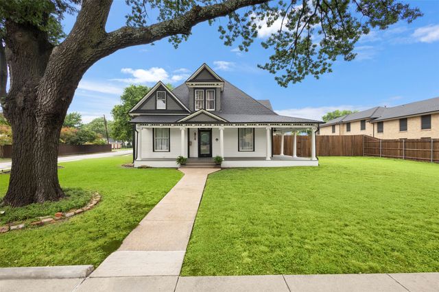 514 W Marvin Avenue, Waxahachie, TX 75165