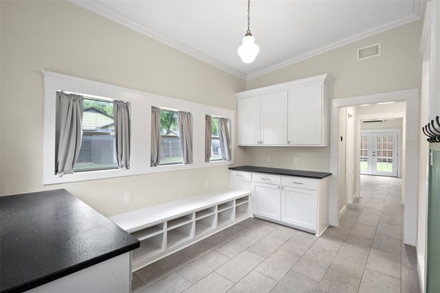 514 W Marvin Avenue, Waxahachie, TX 75165