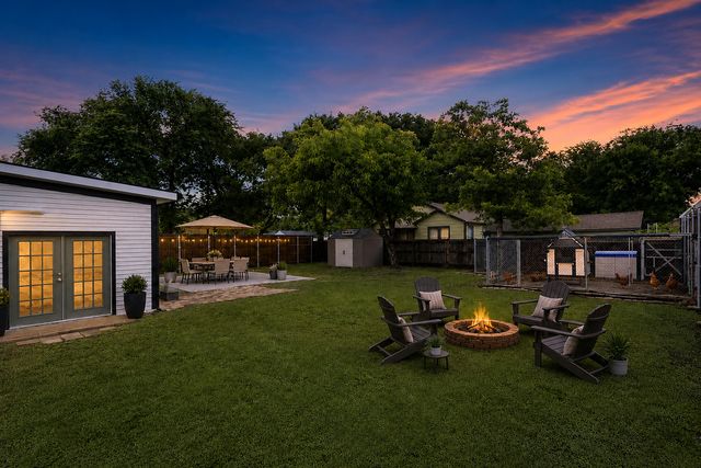 514 W Marvin Avenue, Waxahachie, TX 75165