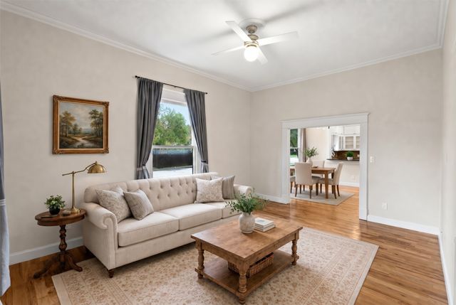 514 W Marvin Avenue, Waxahachie, TX 75165