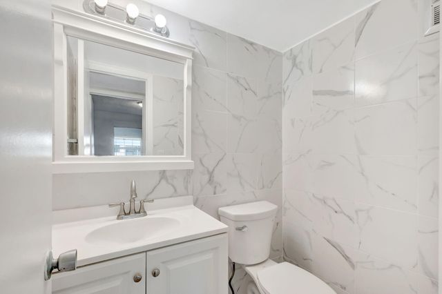 121 BEDFORD E, West Palm Beach, FL 33417