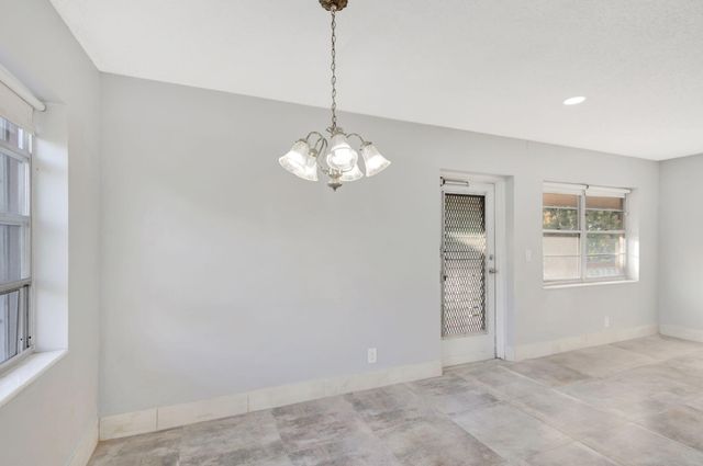 121 BEDFORD E, West Palm Beach, FL 33417