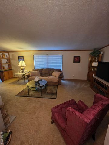 57483 Sawmill Lane, Lenox Township, MI 48048