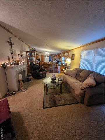 57483 Sawmill Lane, Lenox Township, MI 48048