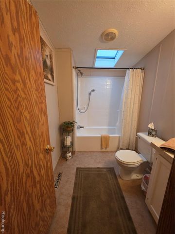 57483 Sawmill Lane, Lenox Township, MI 48048