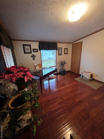 57483 Sawmill Lane, Lenox Township, MI 48048