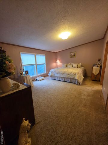 57483 Sawmill Lane, Lenox Township, MI 48048