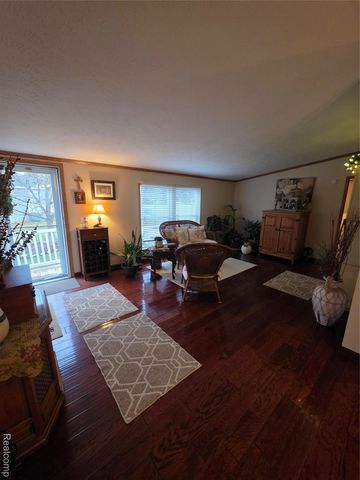 57483 Sawmill Lane, Lenox Township, MI 48048