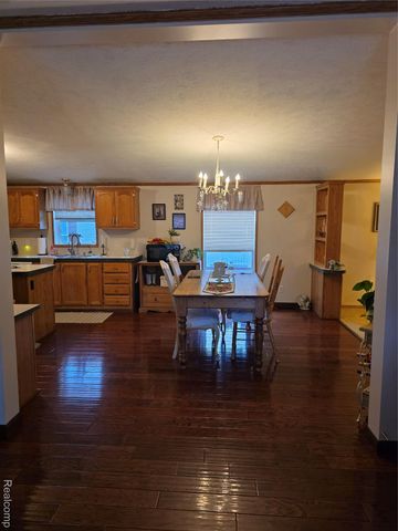 57483 Sawmill Lane, Lenox Township, MI 48048