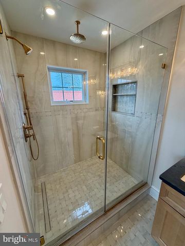 12 5TH ST, Barnegat Light, NJ 08006