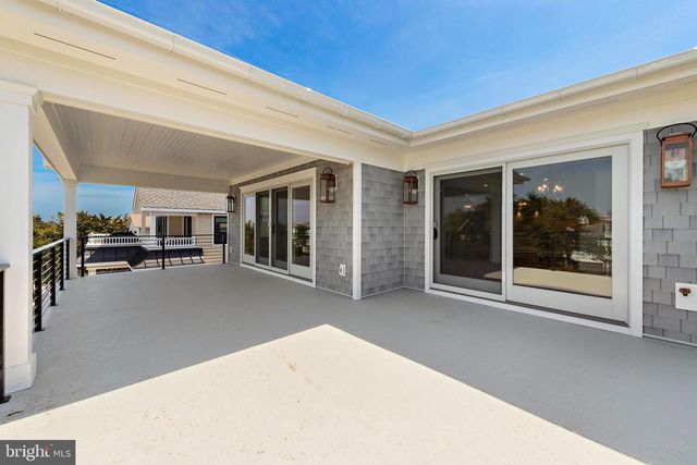 12 5TH ST, Barnegat Light, NJ 08006