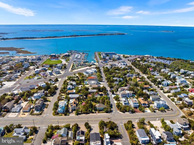 12 5TH ST, Barnegat Light, NJ 08006