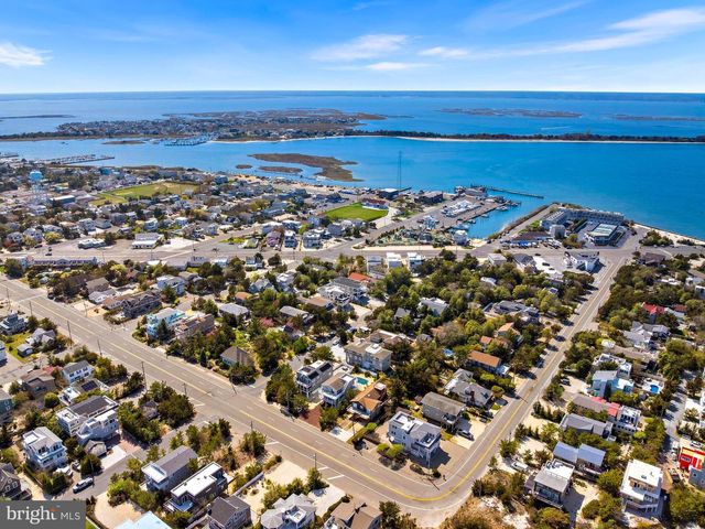 12 5TH ST, Barnegat Light, NJ 08006
