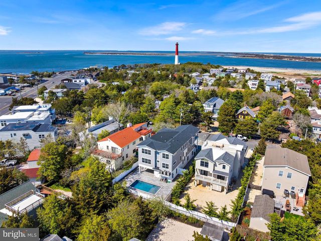12 5TH ST, Barnegat Light, NJ 08006